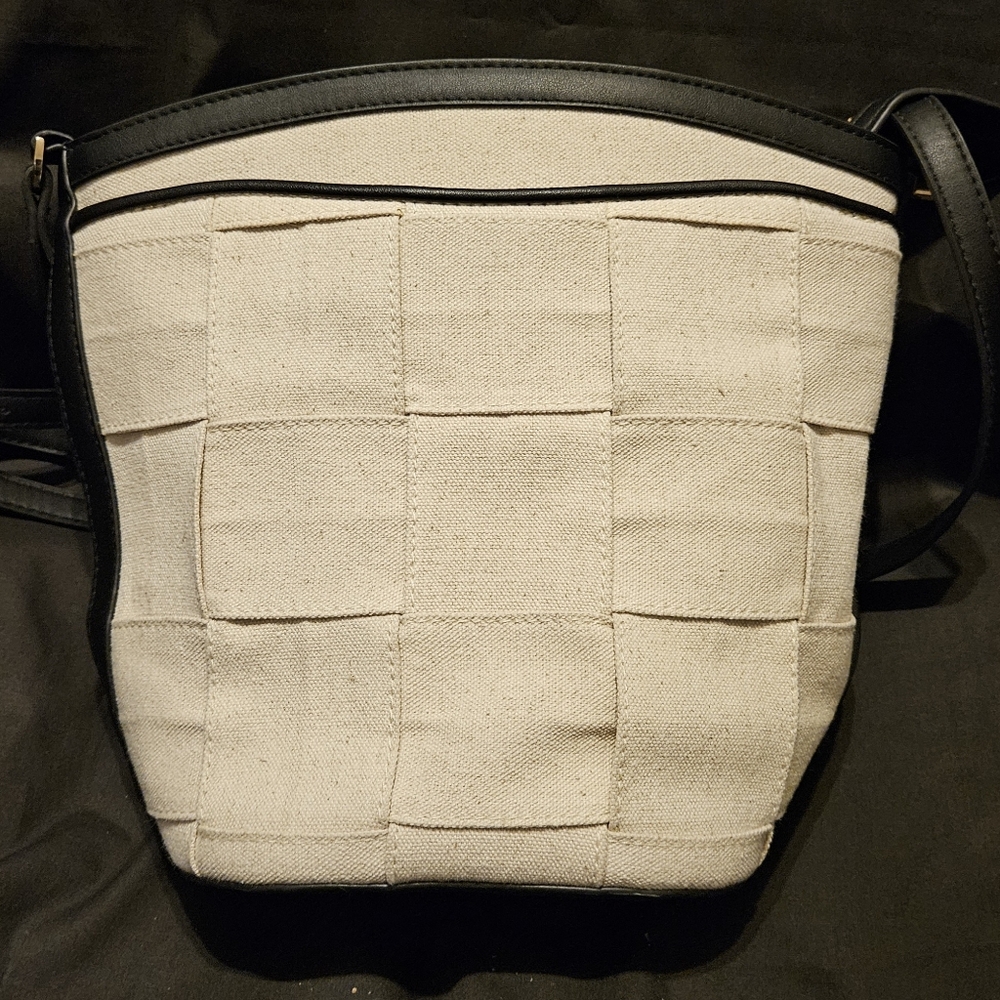 A New Day Small Cream Ivory White Woven Canvas Ladies Purse